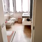 Entire Flat At Last Floor In Piazza Bologna Ρώμη