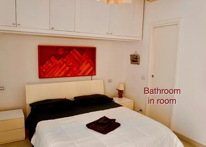 Entire Flat At Last Floor In Piazza Bologna Appartamento