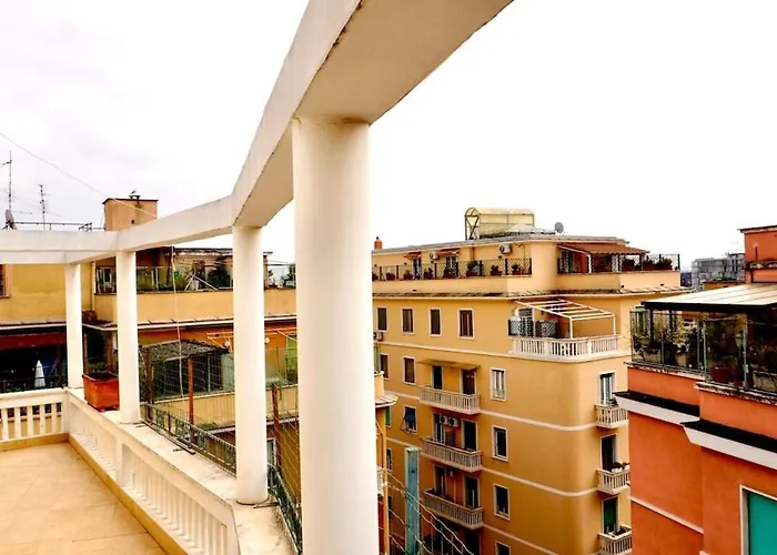 Entire Flat At Last Floor In Piazza Bologna Appartamento