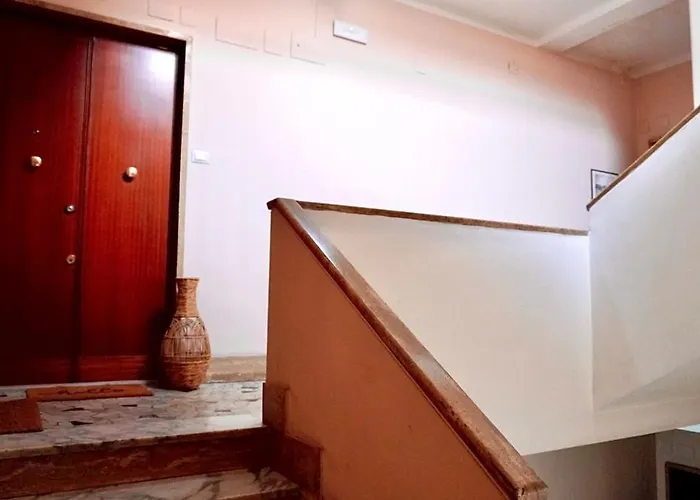 Appartamento Entire Flat At Last Floor In Piazza Bologna *