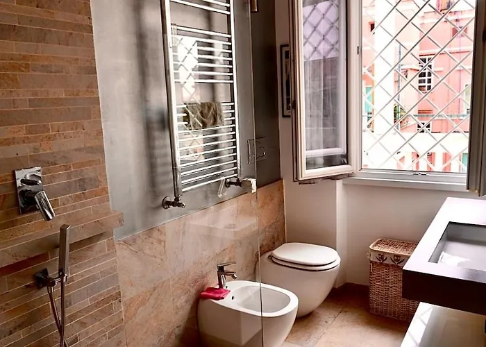 Entire Flat At Last Floor In Piazza Bologna Appartamento *