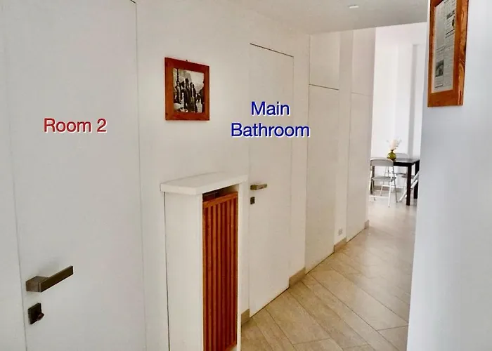 Entire Flat At Last Floor In Piazza Bologna Appartamento *
