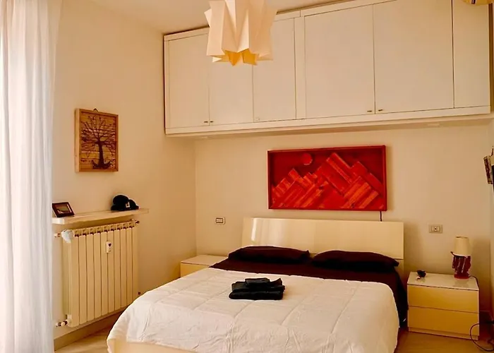 Appartamento Entire Flat At Last Floor In Piazza Bologna *