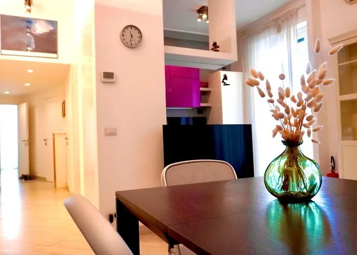 Entire Flat At Last Floor In Piazza Bologna *