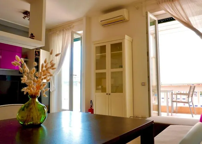 Appartamento Entire Flat At Last Floor In Piazza Bologna *