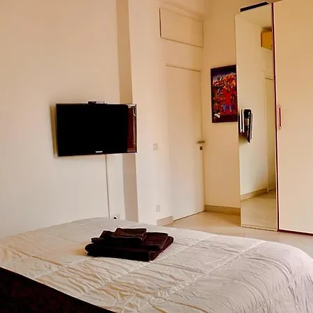 Entire Flat At Last Floor In Piazza Bologna Apartment